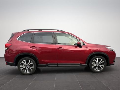 Used 2024 Subaru Forester Limited image 7