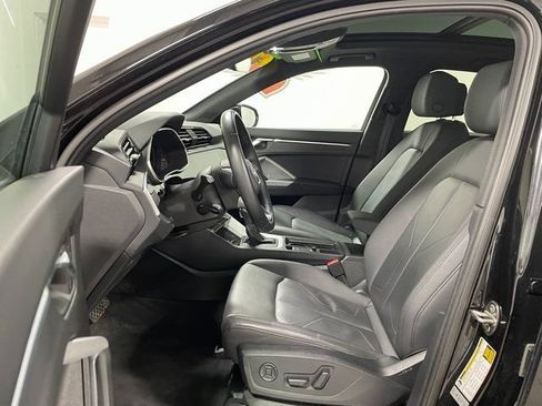 Used 2019 Audi Q3 2.0T Premium Plus AWD/4WD image 14