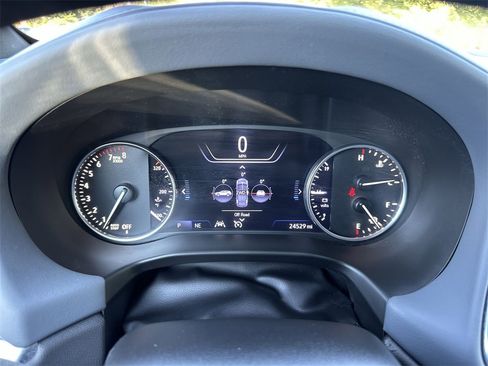 Used 2022 Buick Enclave Premium image 15