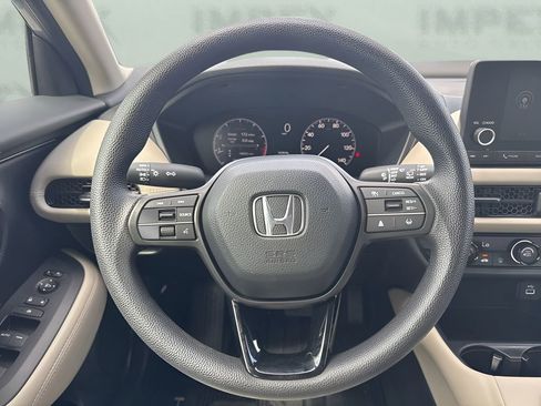 Used 2025 Honda HR-V LX image 12