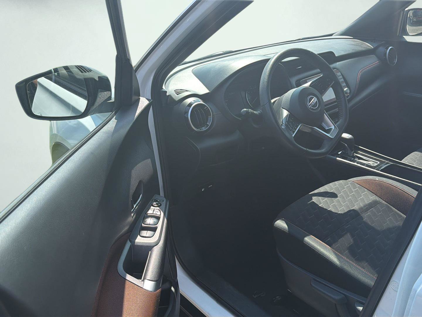 Used 2024 Nissan Kicks SR FWD image 5