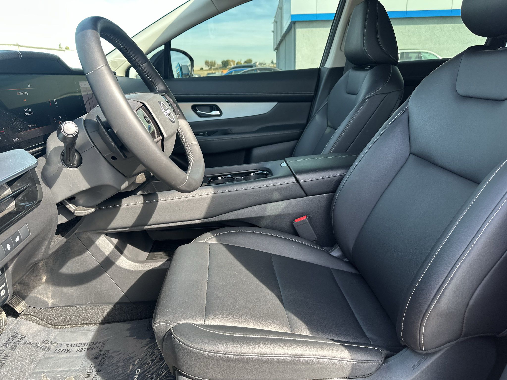 Used 2025 Nissan Murano SL AWD/4WD image 14