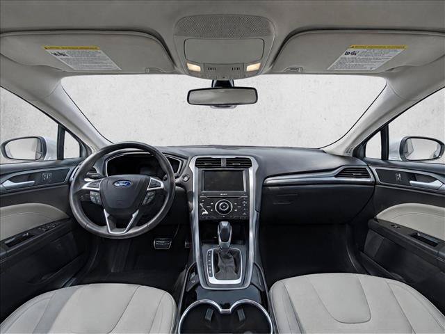 Used 2015 Ford Fusion Titanium FWD image 15