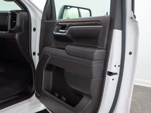 Used 2026 Chevrolet Silverado 1500 RST AWD/4WD image 14