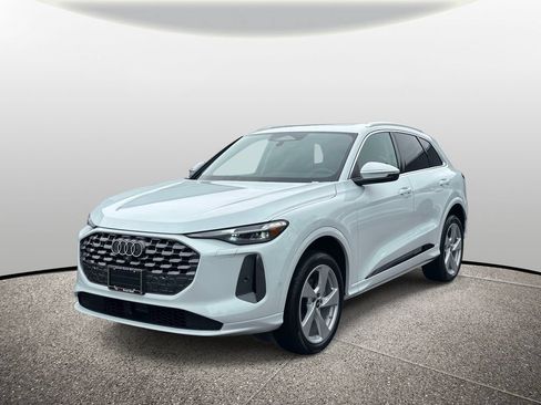 New 2026 Audi Q5 Premium AWD/4WD image 1