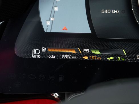 Used 2022 Ferrari SF90 Spider image 12