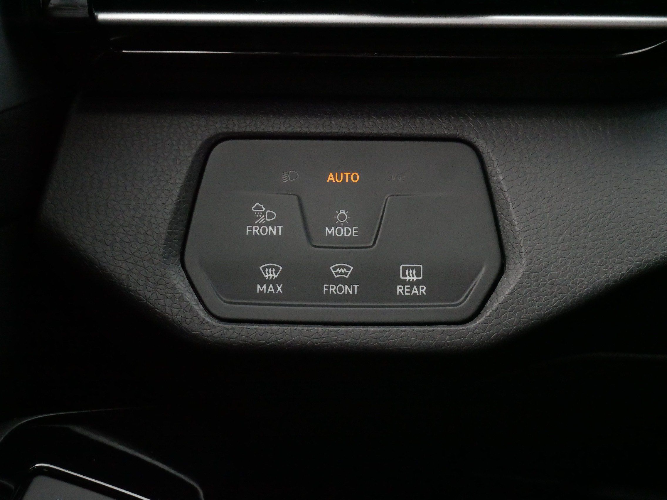 Certified 2023 Volkswagen ID.4 Pro S AWD/4WD image 27