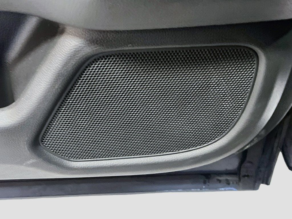 Used 2025 Honda Pilot Touring image 19