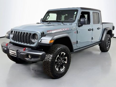 Used 2026 Jeep Gladiator Rubicon AWD/4WD image 1
