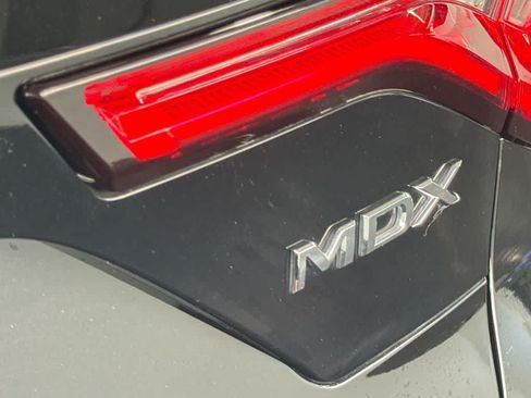 Used 2024 Acura MDX w/ Technology Package FWD image 10
