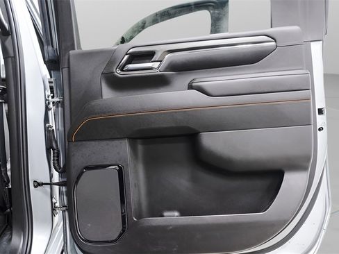 Used 2024 GMC Sierra 2500 AT4 w/ AT4 Premium Plus Package image 33