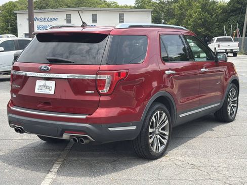 Used 2018 Ford Explorer Platinum AWD/4WD image 7