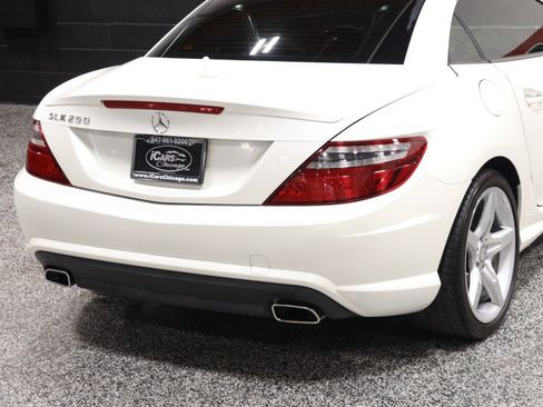 Used 2014 Mercedes-Benz SLK 250 image 39