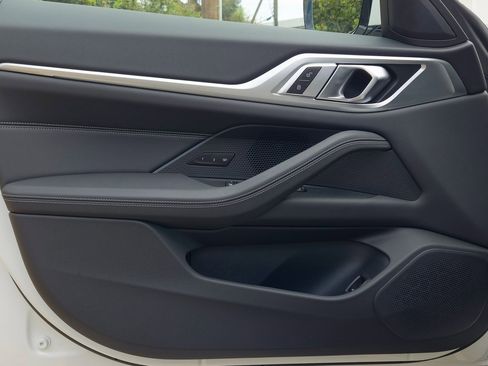 Used 2025 BMW i4 eDrive40 image 12