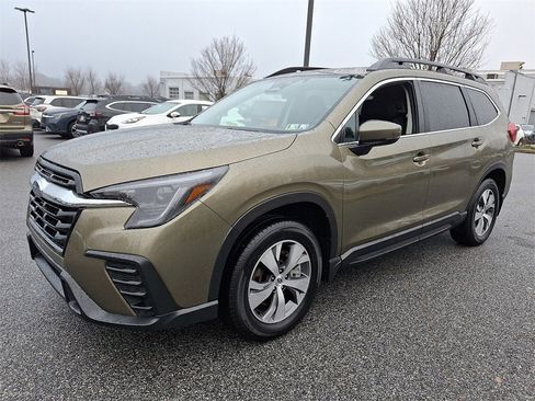 Certified 2025 Subaru Ascent Premium image 4