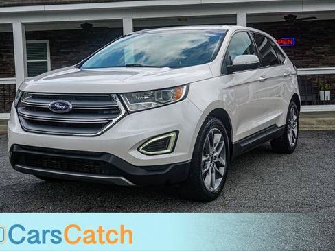 Used 2017 Ford Edge Titanium w/ Technology Package FWD image 12