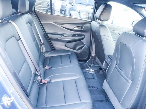 Used 2025 Buick Envista Sport Touring w/ Convenience I Package FWD image 18