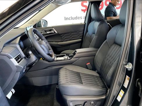 New 2026 Mitsubishi Outlander SEL FWD image 9