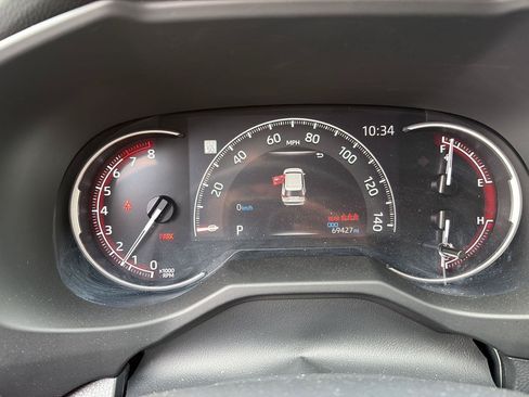 Used 2024 Toyota RAV4 LE AWD/4WD image 11