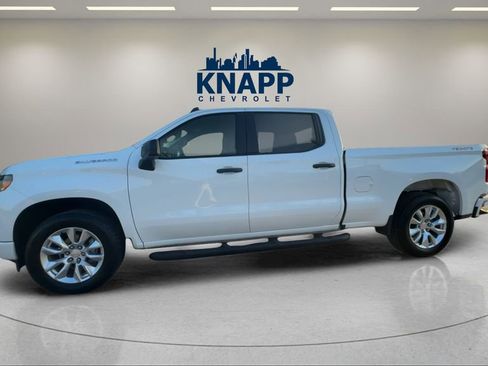 Used 2024 Chevrolet Silverado 1500 Custom image 1