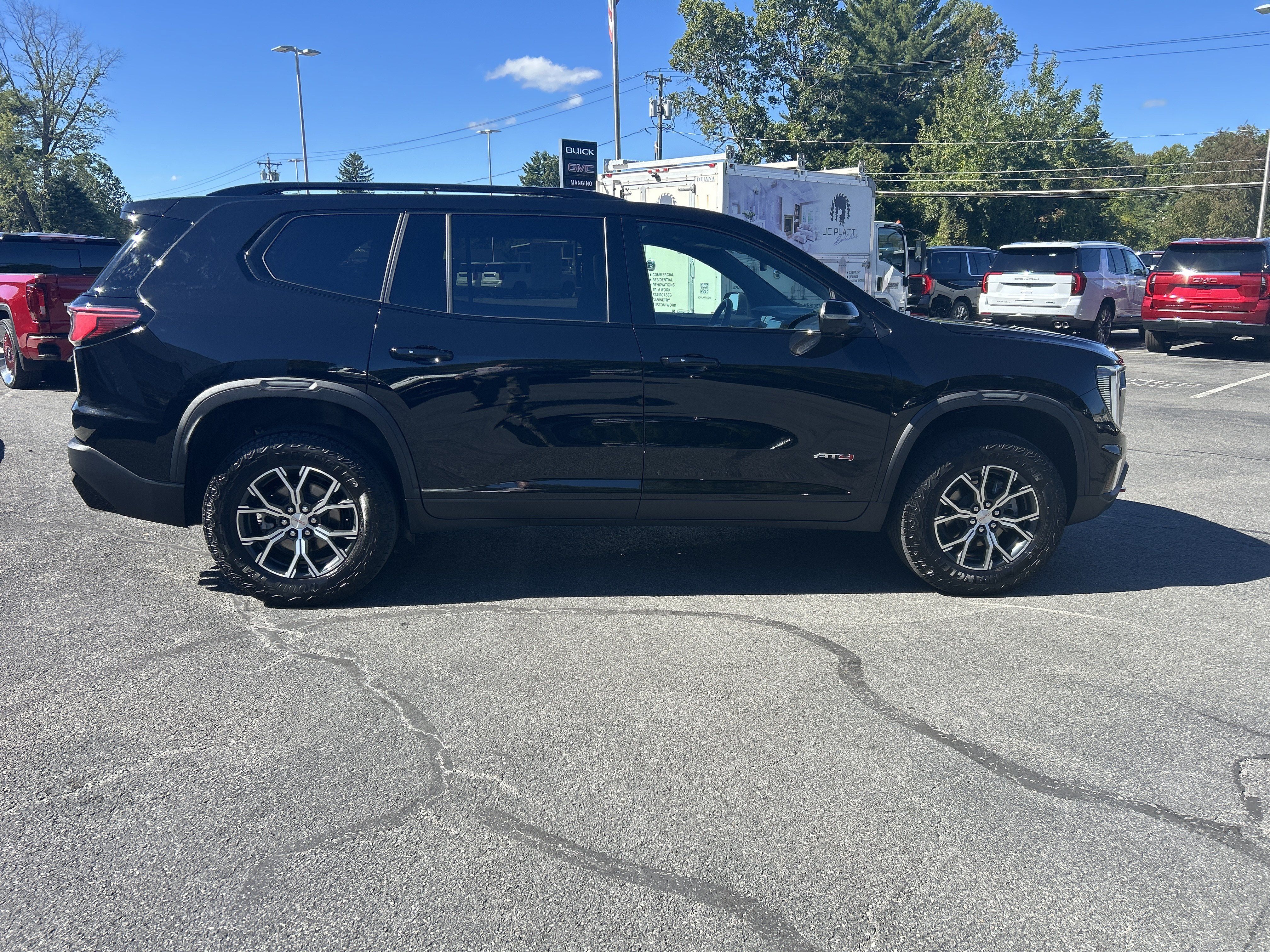 Used 2024 GMC Acadia AT4 w/ Luxury Package AWD/4WD image 15