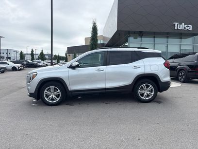 Used 2022 GMC Terrain SLE w/ Driver Convenience Package