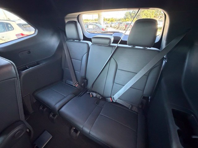 Used 2026 Buick Enclave Sport Touring FWD image 27