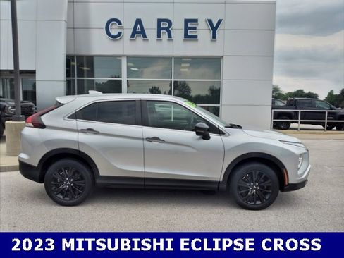 Used 2023 Mitsubishi Eclipse Cross LE image 10