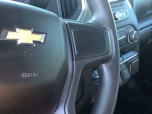 Used 2022 Chevrolet Silverado 1500 Custom image 18