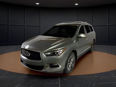Used 2017 INFINITI QX60 FWD w/ Premium Plus Package