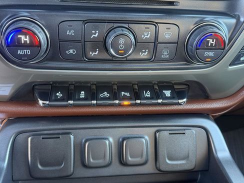 Used 2016 Chevrolet Silverado 3500 High Country w/ Duramax Plus Package image 9