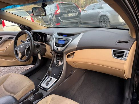 Used 2012 Hyundai Elantra GLS w/ Preferred Pkg 3 image 19