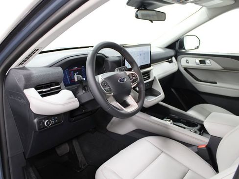 New 2026 Ford Explorer Active w/ Active Comfort Package image 22