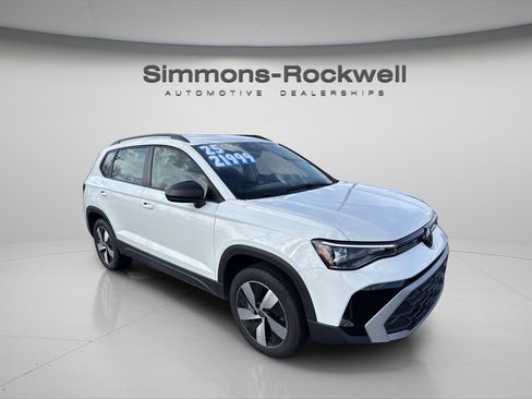 Used 2025 Volkswagen Taos S AWD/4WD image 26