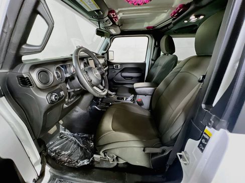 Used 2023 Jeep Wrangler Sport AWD/4WD image 20
