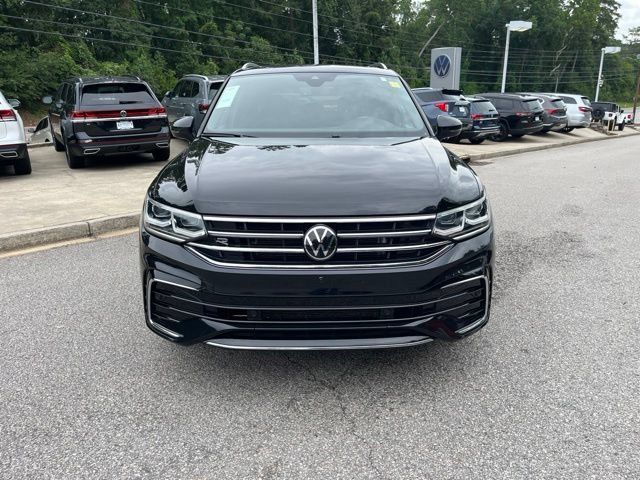 Used 2024 Volkswagen Tiguan SEL R-Line AWD/4WD image 35
