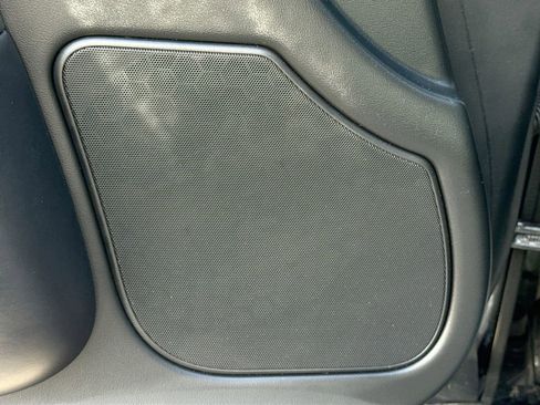 Used 2018 Jaguar XJ L Portfolio image 23