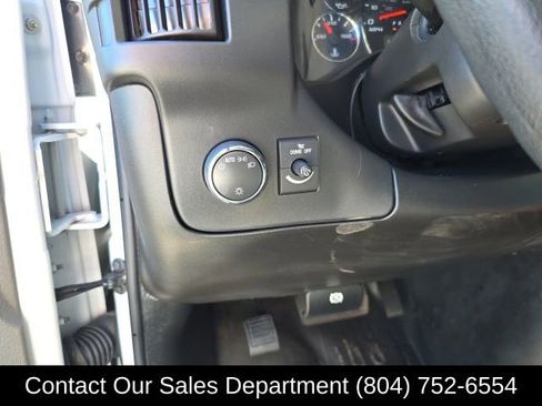 Used 2022 GMC Savana 2500 w/ Driver Convenience Package image 18
