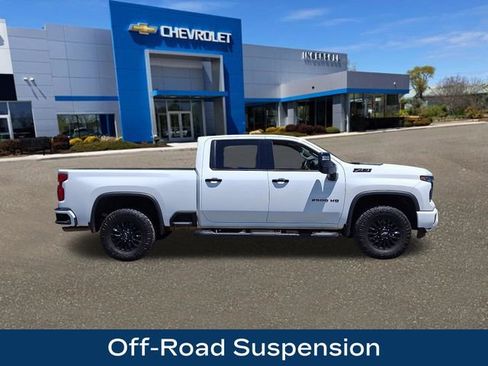 Used 2024 Chevrolet Silverado 2500 LTZ w/ LTZ Plus Package AWD/4WD image 28