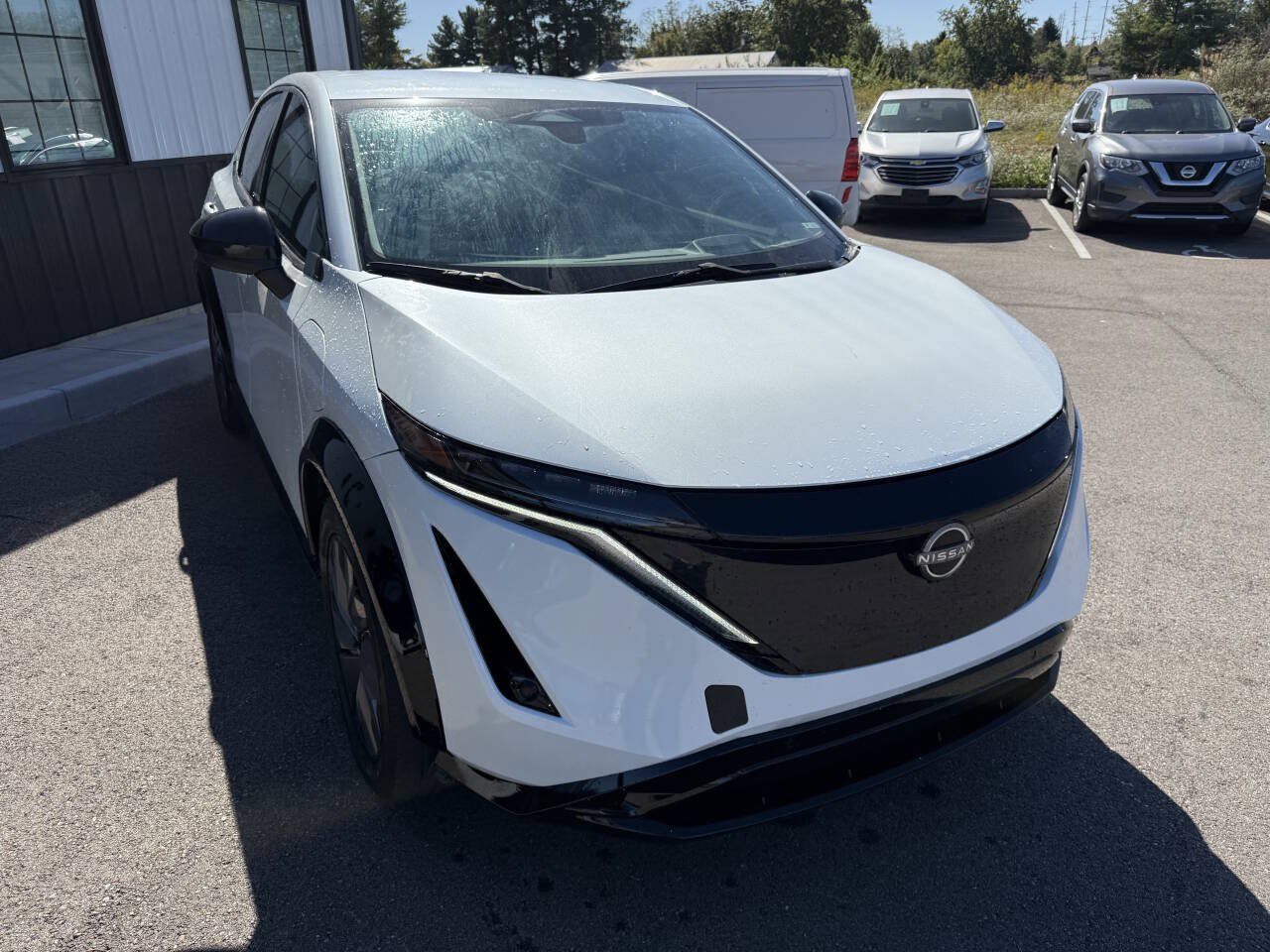 Used 2024 Nissan Ariya AWD image 4