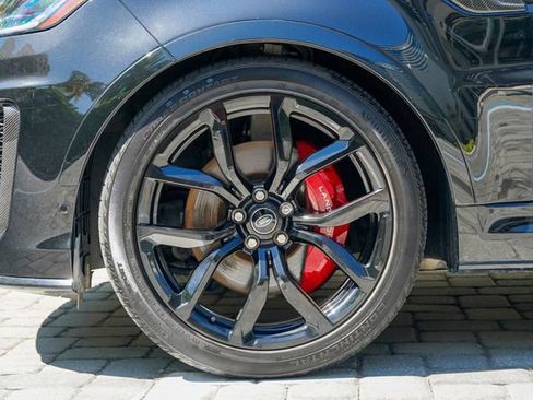 Used 2022 Land Rover Range Rover Sport SVR AWD/4WD image 14