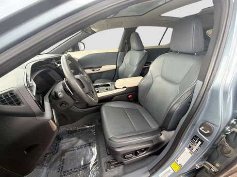 Used 2023 Lexus RZ 450e Premium w/ Accessory Package (Z1) image 13