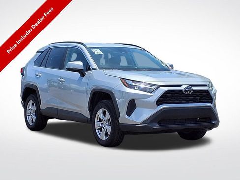 Used 2025 Toyota RAV4 XLE FWD image 1
