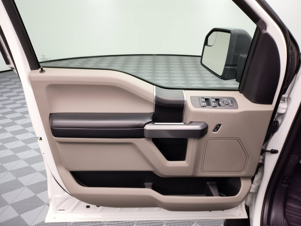 Used 2018 Ford F150 XLT AWD/4WD image 14