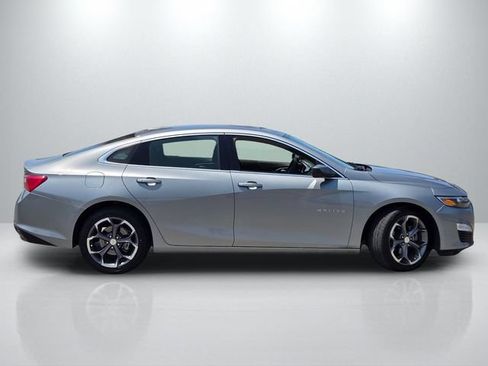 Used 2024 Chevrolet Malibu LT FWD image 3