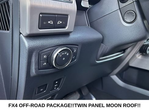 Used 2022 Ford F250 Platinum w/ FX4 Off-Road Package AWD/4WD image 42