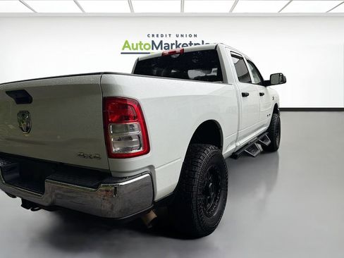Used 2022 RAM 2500 Tradesman w/ Chrome Appearance Group AWD/4WD image 6