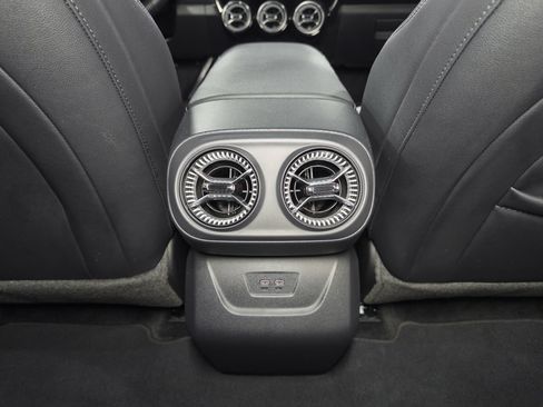 Used 2025 Chevrolet Blazer EV LT AWD/4WD image 19