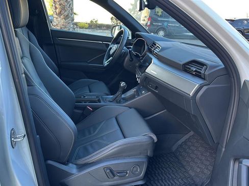 Used 2025 Audi Q3 2.0T Premium w/ Convenience Package image 14