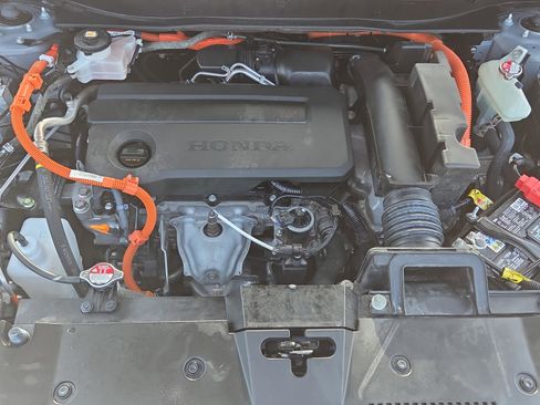Used 2025 Honda CR-V Sport image 20